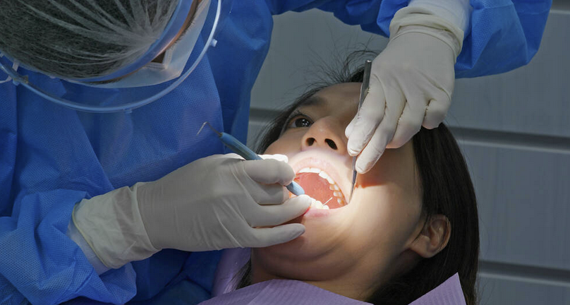 Diş Kayıpları Nasıl Tedavi Edilir?